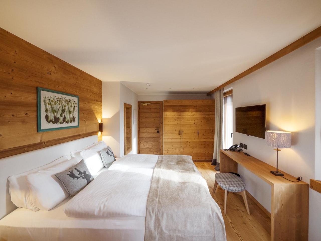 Fiori Dolomites Experience Hotel San Vito di Cadore Exterior foto